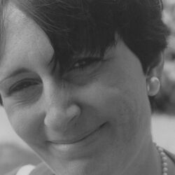 Jeanne Deghilage à : avis de décès