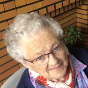 Esther MUREAU