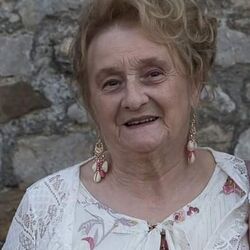 Anne-Marie PIRET à Hastière-Lavaux: avis de décès