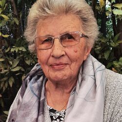 Yvette CRELOT à Rochefort: avis de décès