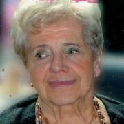 Yvette NININ