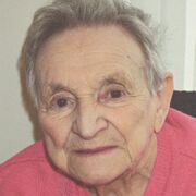 Emilia HENNEAUX