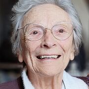 Odette VANHUYS