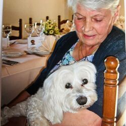 Paula Enuset à Ciney: avis de décès