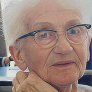 Monique MALMENDIER