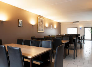 Centre Funéraire Charles - Renard : entreprise de pompes funèbres