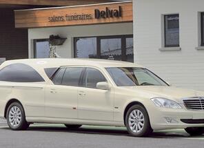 Centre funéraire Delval : entreprise de pompes funèbres