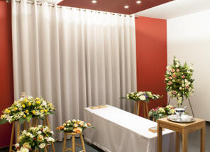 Centre Funéraire Laloux-Chaudoir DELA : entreprise de pompes funèbres